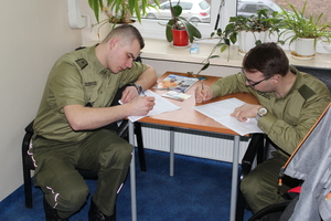 Funkcjonariusze Straży Granicznej oddali krew w ramach akcji „SpoKREWnieni służbą” 