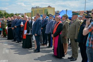 Uroczystość odsłonięcia Pomnika w Hołdzie Ofiarom Obławy Augustowskiej 