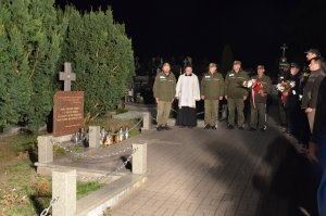 Kuźnica - groby żołnierzy 21 Dywizji Górskiej poległych w Bitwie Nad Niemnem w 1920 r. 