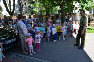 Dzień Dziecka z Mundurem w Przedszkolu Samorządowym Nr 41 w Białymstoku 