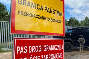 specjalistyczny pojazd Tur przy granicy 
