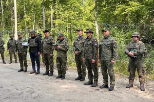 Uroczystość zainstalowania taplicy ku pamięci śp. sirż. SG Mateusza Sitka 