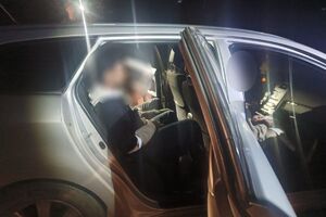 Zatrzymany kurier z nielegalnymi migrantami 