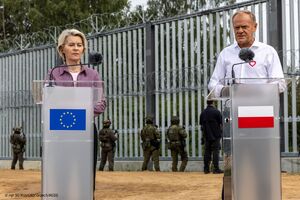 Szef polskiego rządu i Przewodnicząca Komisji Europejskiej z wizytą na granicy 