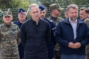 Szef polskiego rządu i Przewodnicząca Komisji Europejskiej z wizytą na granicy 