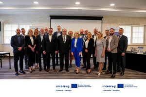 Uczestnicy Wspólne zdjęcie uczestników