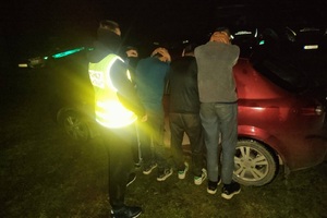 Zatrzymany kurier wraz z migrantami