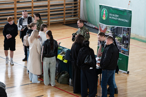 Dzień otwarty szkoły z funkcjonariuszami Straży Granicznej 