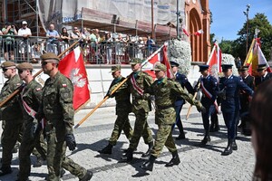 Wojewódzkie obchody Święta Wojska Polskiego