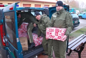 Przygotowywanie Szlachetnej Paczki w Placówce SG w Augustowie 