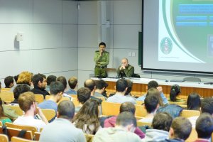 Prezentacja na Politechnice Białostockiej o Podlaskim Oddziale Straży Granicznej 